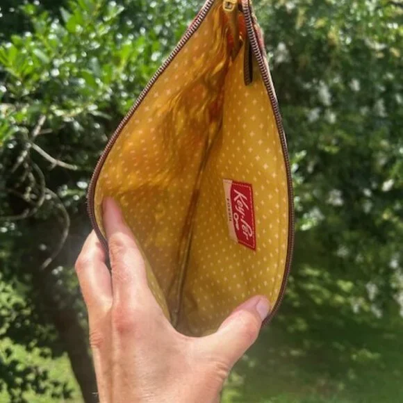 FOSSIL Key-Per Coated Canvas Flower Large Zipper CLUTCH BAG - Picture 4 of 7